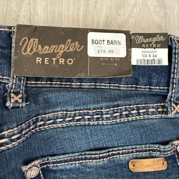 Wrangler Women’s Retro Mae Bootcut Jeans Mid-Rise Dark Wash Sz 1/2 x 34 NWT - Picture 9 of 11